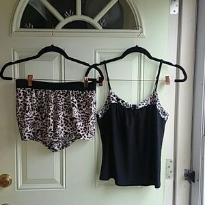 Pj set Gilligan& Omalley leopard print small